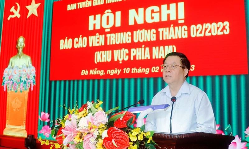 Товарищ Нгуен Чонг Нгиа выступает с речью. Фото: Тхань Тунг