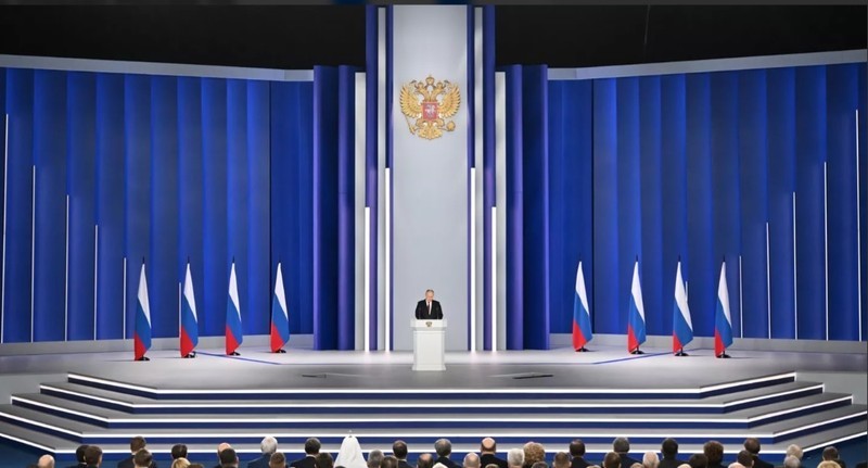 Президент России Владимир Путин выступает с речью. Фото: РИА Новости