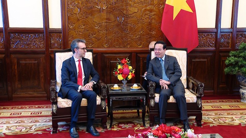 Президент Во Ван Тхыонг и Посол Джорджо Алиберти. Фото: Хонг Куан