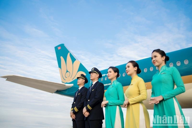Авиакомпания «Vietnam Airlines» выступает в качестве принимающей авиакомпании мероприятия.