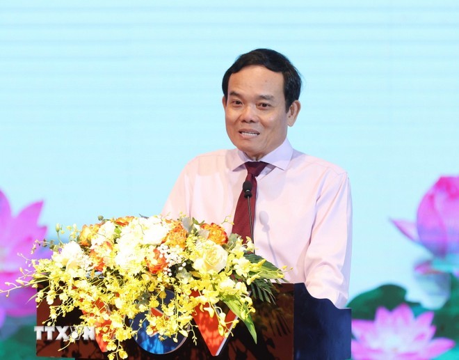 Вице-премьер Чан Лыу Куанг выступает с речью. Фото: ВИА