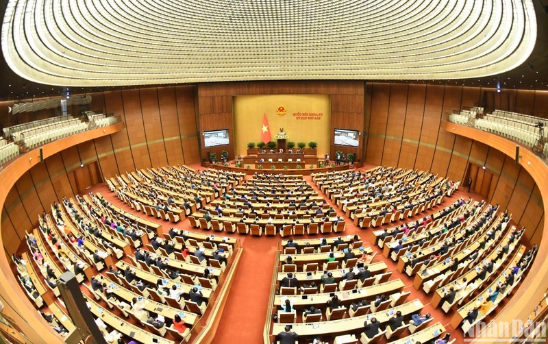 Общий вид заключительного заседания 7-й сессии Национального собрания XV созыва. Фото: Данг Кхоа