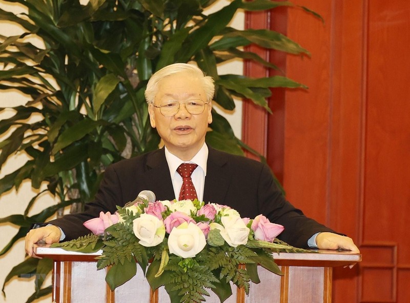 Генеральный секретарь ЦК КПВ Нгуен Фу Чонг выступает на встрече. Фото: VNA