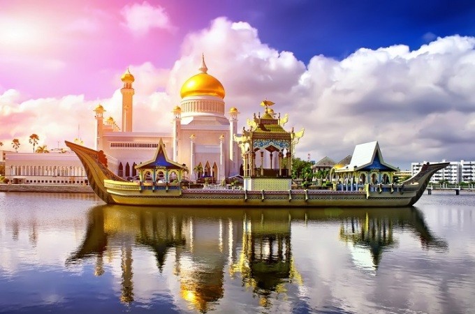 Мечеть Султана Омара Али Сайфуддина, Бруней. Фото: Shutterstock