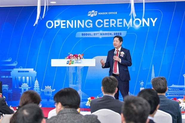 Председатель FPT Чыонг Жа Бинь выступает на церемонии открытия офиса в Сеуле. Фото предоставлено компанией