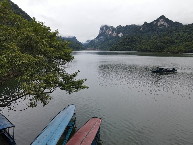 Вид на часть озера Бабэ.