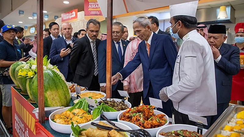 Вьетнамские блюда представлены на мероприятии, организованном в Саудовской Аравии. Фото: congthuong.vn