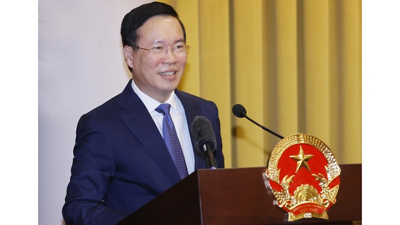 Президент Во Ван Тхыонг выступает на конференции. Фото: vovworld.vn