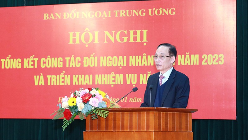 Товарищ Ле Хоай Чунг выступает на конференции. Фото: ВИА 