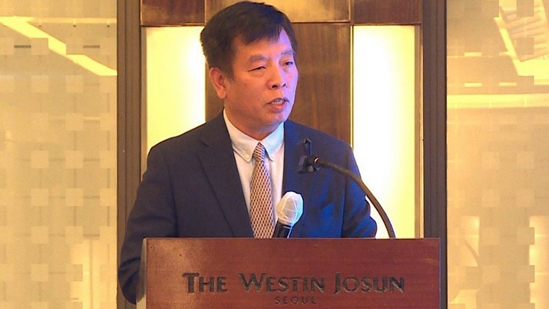 Посол Вьетнама в Южной Корее Ву Хо выступает на мероприятии. Фото: ВИА