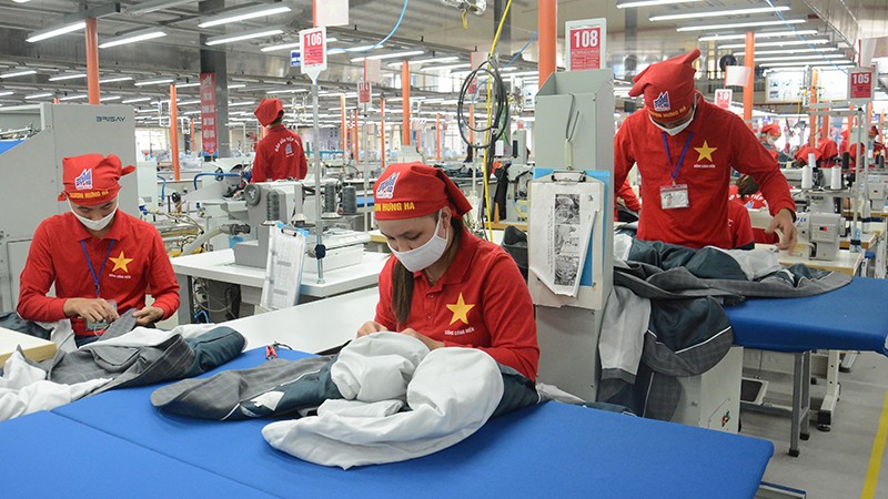На заводе Хынгха Швейной корпорации №10. Фото: Данг Ань