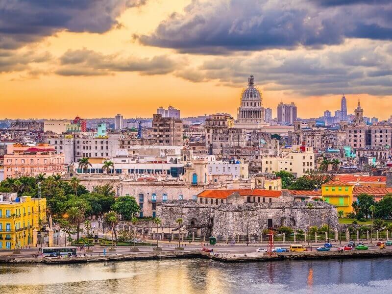 Гавана - столица Кубы. Фото: navigosha.com