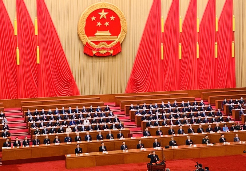 Новый Премьер Госсовета КНР Ли Цян приносит присягу. Фото: Хыу Хынг 