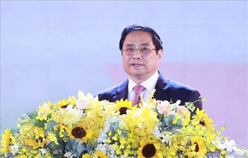 Премьер-министр Фам Минь Тьинь выступает на церемонии. Фото: ВИА