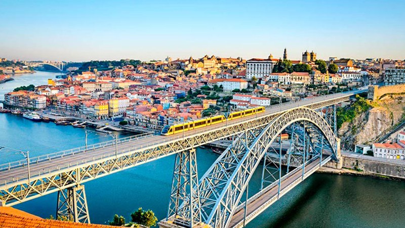 Лиссабон – столица Португалии. Фото: peopletravel.by