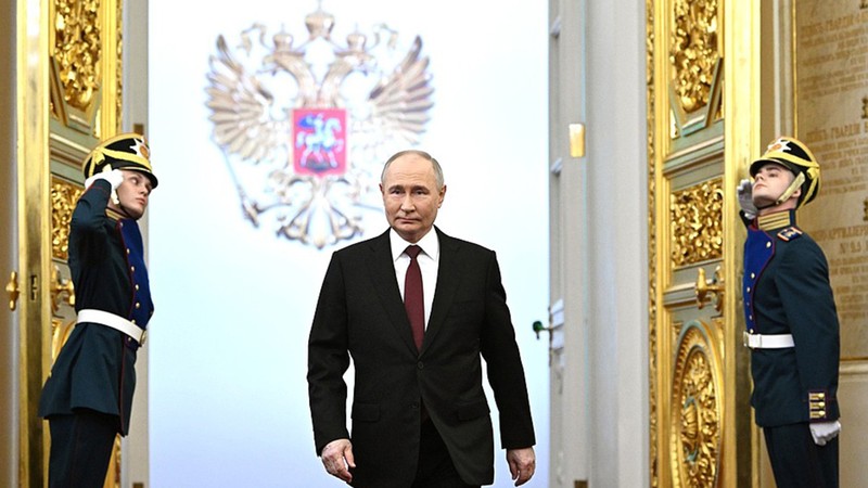 Президент в пятный раз вступает в должность Президента РФ. Фото: kremlin.ru