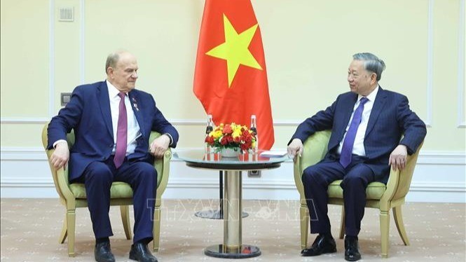 Генеральный секретарь ЦК КПВ То Лам и Председатель КПРФ Геннадий Зюганов. Фото: ВИА