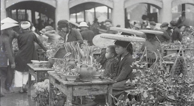 Ноговодний блошиный рынок в Ханое. Фото: anninhthudo.vn