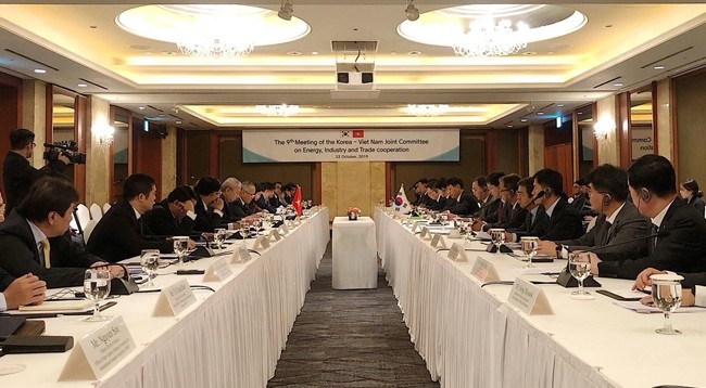 Общий вид заседания. Фото: Министерство промышленности и торговли Вьетнама