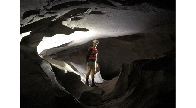 Одна из 12 новых обнаруженных пещер. Фото: dulich.tuoitre.vn/BCRA