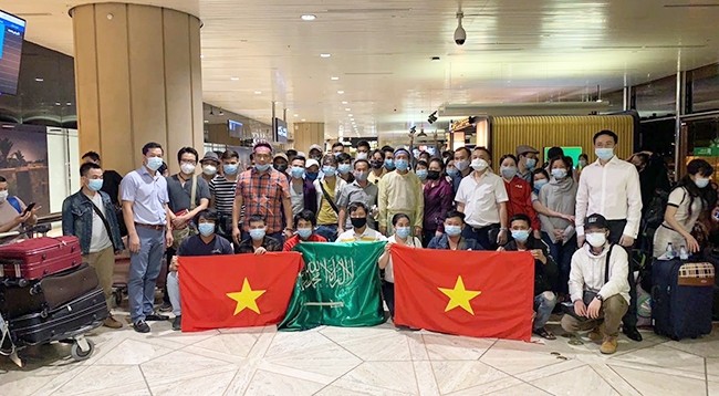 Вьетнамские граждане в аэропорту Саудовской Аравии. Фото: МИД Вьетнама