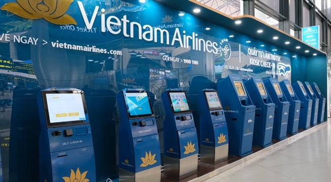 Киоски онлайн регистрации Vietnam Airlines в аэропорту. Фото: vietnamairlines.com