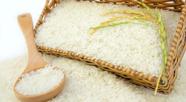 В ближайшем будущем многие предприятия будут импортировать вьетнамский рис в рамках UKVFTA. Фото: Vinanet
