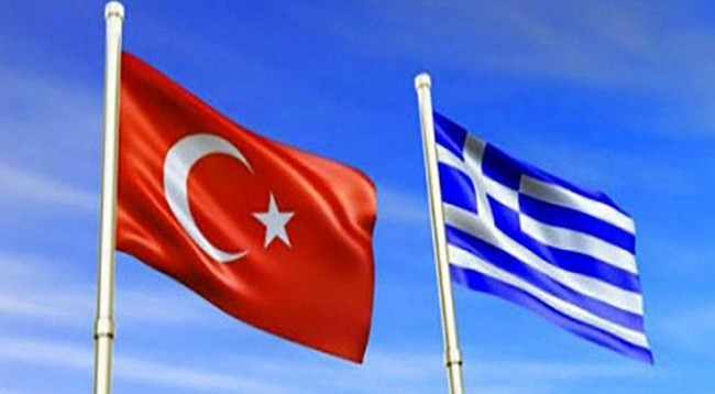 Флаги Турции и Греции. Фото: golos.com.ua