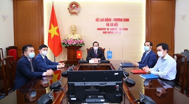 Вьетнамская делегация на конференции. Фото: VNA