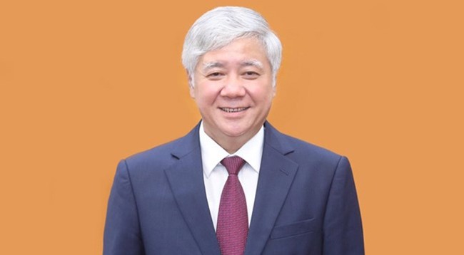 Председатель Центрального комитета Отечественного фронта Вьетнама До Ван Тьиен.