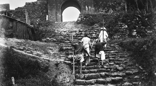 Дорога на перевале Хайван в 1890-х годах. Фото: kienthuc.net.vn