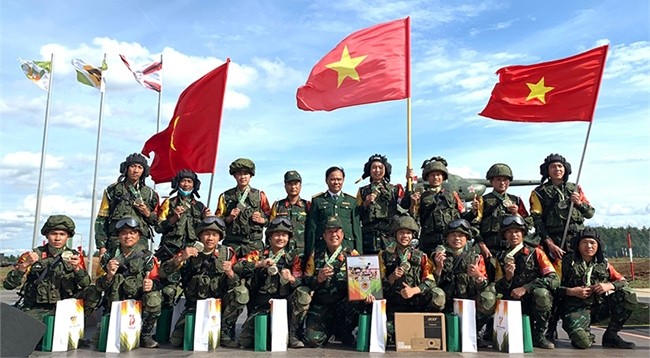 Саперная сборная Вьетнамской народной армии завоевала бронзовую медаль на «АрМИ-2020». Фото: qdnd.vn