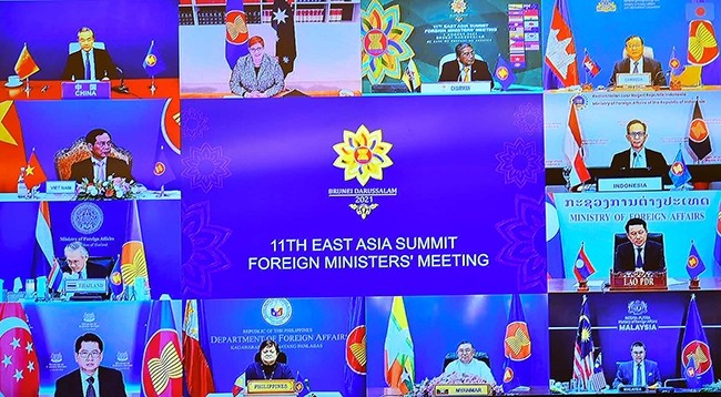 Общий вид совещания министров иностранных дел стран-участниц Восточноазиатского саммита (ВАС). Фото: baoquocte.vn