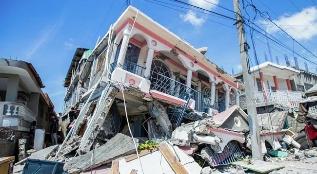 На Гаити произошло мощное землетрясение. Фото: Рейтер