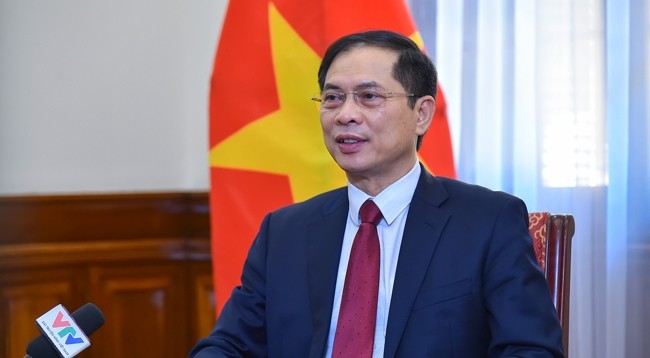 Министр иностранных дел Буй Тхань Шон. Фото: baoquocte.vn