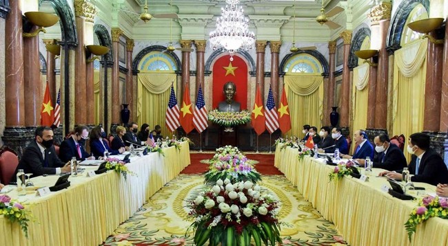 Президент Вьетнама Нгуен Суан Фук принимает Вице-президента США Камалу Харрис. Фото: МИД Вьетнама