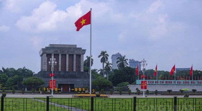 Президент Хо Ши Мин выбрал площадь Бадинь местом проведения церемонии провозглашения Декларации независимости Демократической Республики Вьетнам 2 сентября 1945 г. Фото: congluan.vn