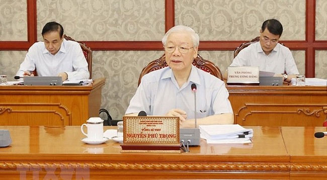 Генеральный секретарь ЦК КПВ Нгуен Фу Чонг председательствует на заседании. Фото: VNA