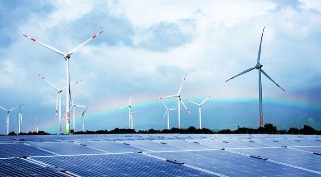 Комплекс возобновляемых источников энергии в провинции Ниньтхуан. Фото: VNA