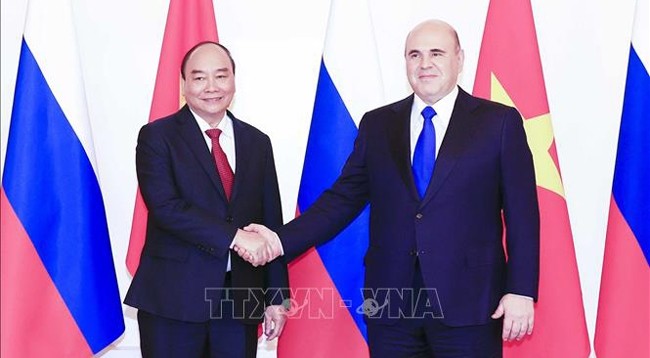 Президент Вьетнама Нгуен Суан Фук (слева) и Председатель Правительства России Михаил Мишустин. Фото: VNA
