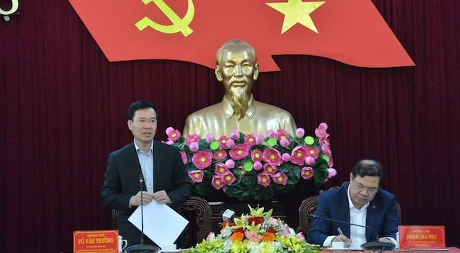 Товарищ Во Ван Тхыонг выступает на рабочей встрече. Фото: VNA
