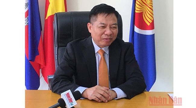 Посол Вьетнама в Камбодже Нгуен Хюи Танг. 