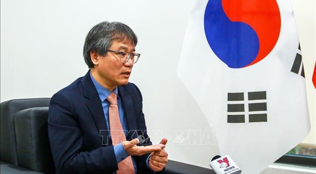 Посол Вьетнама в Южной Корее Нгуен Ву Тунг. Фото: VNA