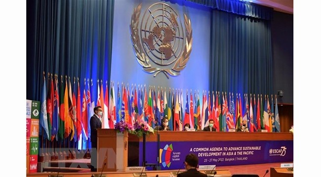 Вице-премьер Ву Дык Дам выступает на 78-й ежегодной сессии ЭСКАТО. Фото: VNA