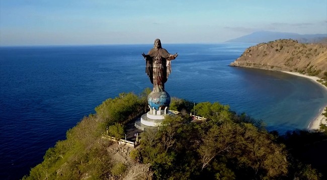 Кристо Рей Дили – статуя Иисуса Христа, расположенная в городе Дили, столице Тимора-Лешти. Фото: Hospitalarias