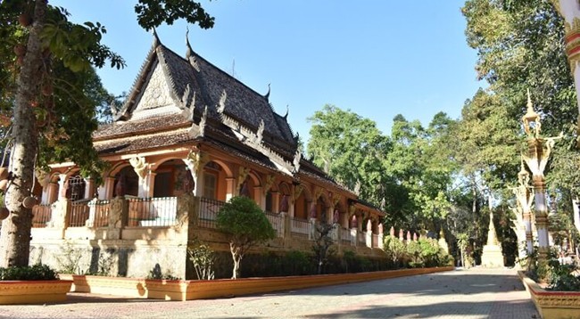 Древняя пагода Басы площадью около 6 гектаров имеет уникальную архитектуру, пропитанную культурой Ангкора. Фото: banquanlyditichtravinh.vn