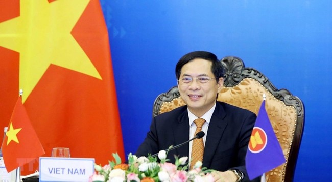 Министр иностранных дел Вьетнама Буй Тхань Шон. Фото: VNA