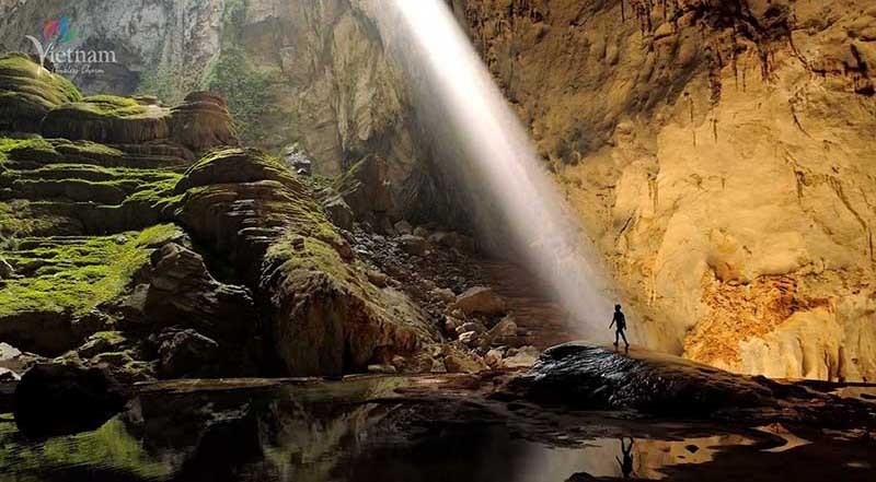 Захватывающая красота пещеры Шондоонг. Кадр из видеоклипа