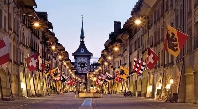 Улица Крамгассе в городе Берн (Швейцария). Фото: business-swiss.ch