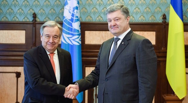 Генеральный секретарь ООН Антониу Гутерриш и президент Украины Петр Порошенко в Киеве. Фото: un.org